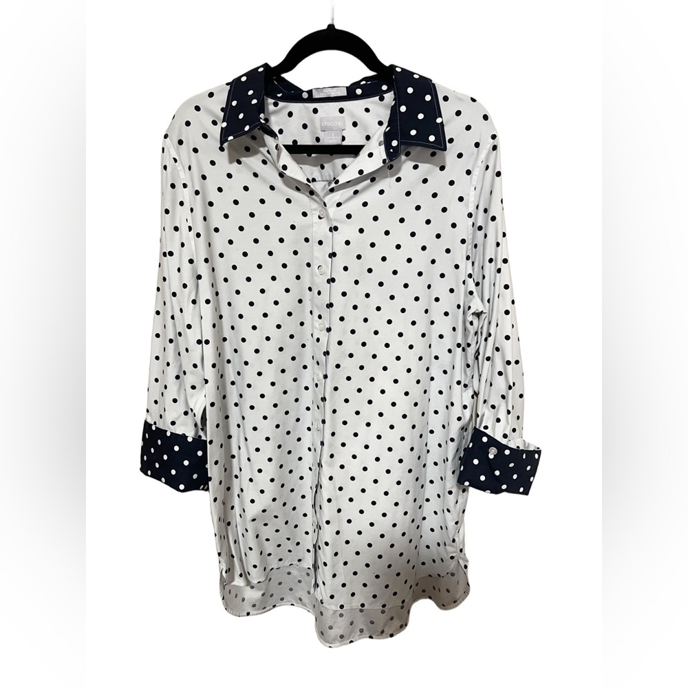 Chicos 3 No Iron Polka Dot Button Down Shirt Office Preppy White Navy Nautical